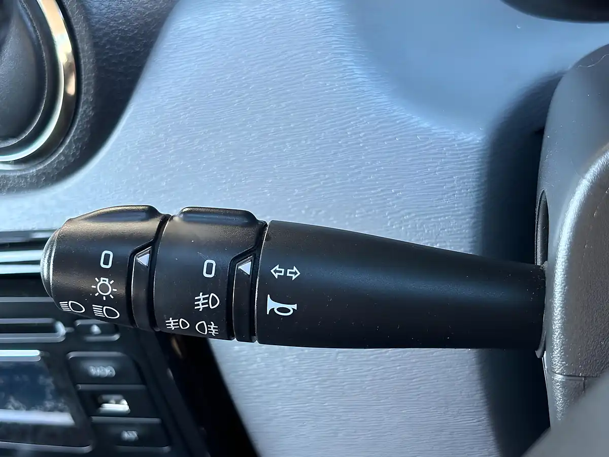 Used 2014 Dacia Duster Laureate Grey - Interior and Exterior details 16