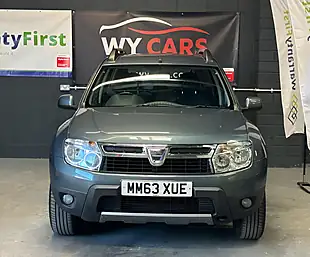 Used 2014 Dacia Duster Laureate Grey - Interior and Exterior details 2
