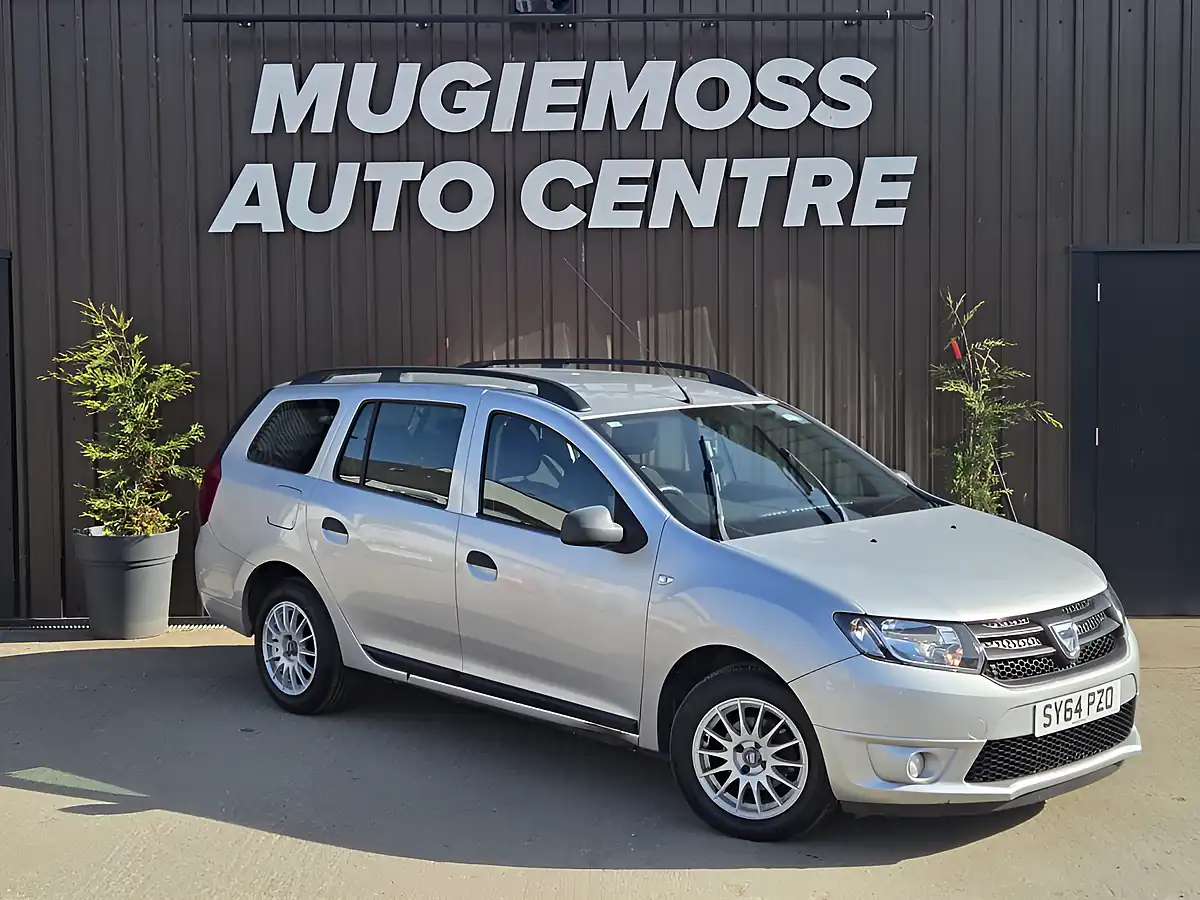 Used 2014 Dacia Logan Mcv Ambiance Silver - Front View