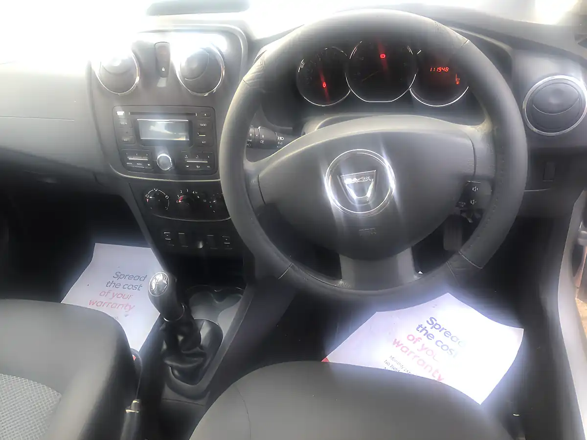 Used 2014 Dacia Sandero Ambiance Silver - Interior and Exterior details 8