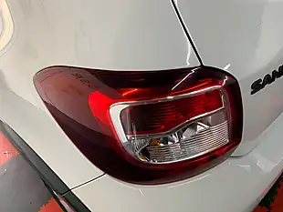 Used 2014 Dacia Sandero Ambiance White - Interior and Exterior details 9