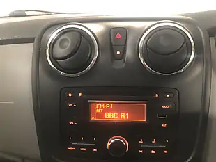 Used 2014 Dacia Sandero Ambiance White - Interior and Exterior details 12