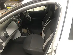 Used 2014 Dacia Sandero Ambiance White - Interior and Exterior details 18