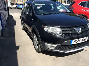 Used 2014 Dacia Sandero Stepway Ambiance Black - Interior and Exterior details 3