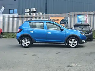 Used 2014 Dacia Sandero Stepway Ambiance Blue - Interior and Exterior details 18