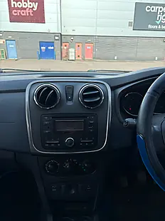 Used 2014 Dacia Sandero Stepway Ambiance Blue - Interior and Exterior details 12