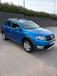 Used 2014 Dacia Sandero Stepway Ambiance Blue - Interior and Exterior details 7