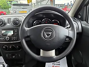 Used 2014 Dacia Sandero Stepway Ambiance Silver - Interior and Exterior details 11