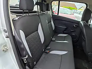 Used 2014 Dacia Sandero Stepway Ambiance Silver - Interior and Exterior details 15