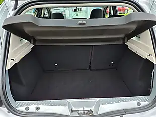 Used 2014 Dacia Sandero Stepway Ambiance Silver - Interior and Exterior details 19