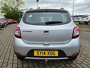 Used 2014 Dacia Sandero Stepway Ambiance Silver - Interior and Exterior details 6