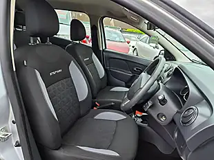 Used 2014 Dacia Sandero Stepway Ambiance Silver - Interior and Exterior details 8