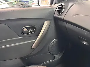 Used 2014 Dacia Sandero Stepway Laureate Black - Interior and Exterior details 15