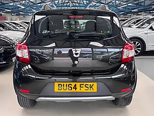 Used 2014 Dacia Sandero Stepway Laureate Black - Interior and Exterior details 9