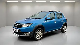 Used 2014 Dacia Sandero Stepway Laureate Blue - Interior and Exterior details 2