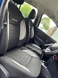 Used 2014 Dacia Sandero Stepway Laureate Blue - Interior and Exterior details 20