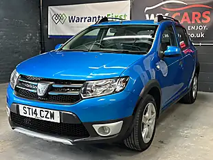 Used 2014 Dacia Sandero Stepway Laureate Blue - Interior and Exterior details 3