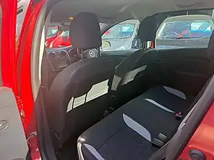 Used 2014 Dacia Sandero Stepway Laureate Cinder Red - Interior and Exterior details 20