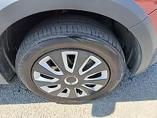 Used 2014 Dacia Sandero Stepway Laureate Red - Interior and Exterior details 15