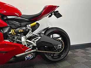 Used 2014 Ducati 899 Panigale Red - Interior and Exterior details 14