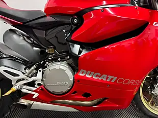 Used 2014 Ducati 899 Panigale Super Sports Red - Interior and Exterior details 11