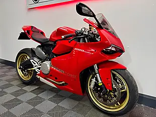 Used 2014 Ducati 899 Panigale Super Sports Red - Interior and Exterior details 4