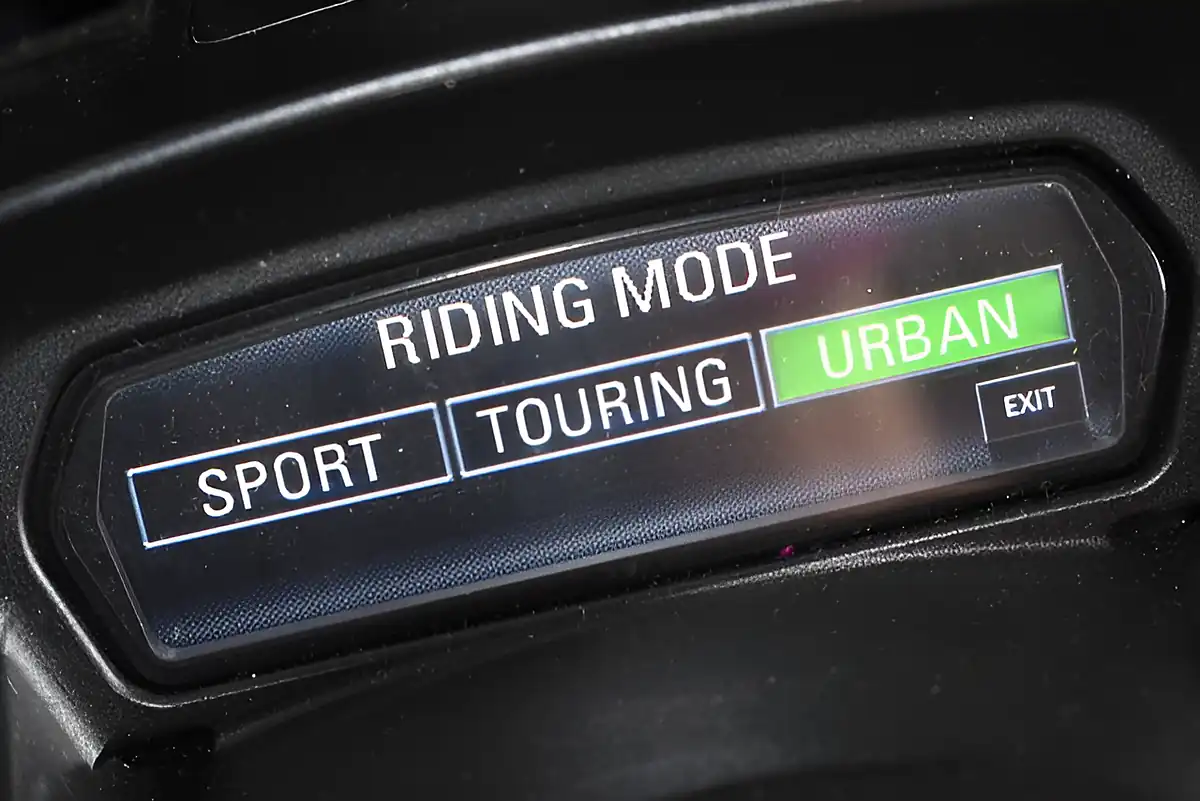Used 2014 Ducati Diavel Dark Edition Black - Interior and Exterior details 17