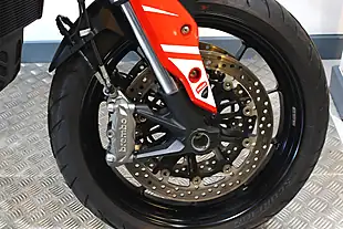 Used 2014 Ducati Hyperstrada 821 Tourer Red - Interior and Exterior details 4