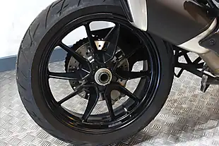 Used 2014 Ducati Hyperstrada 821 Tourer Red - Interior and Exterior details 6