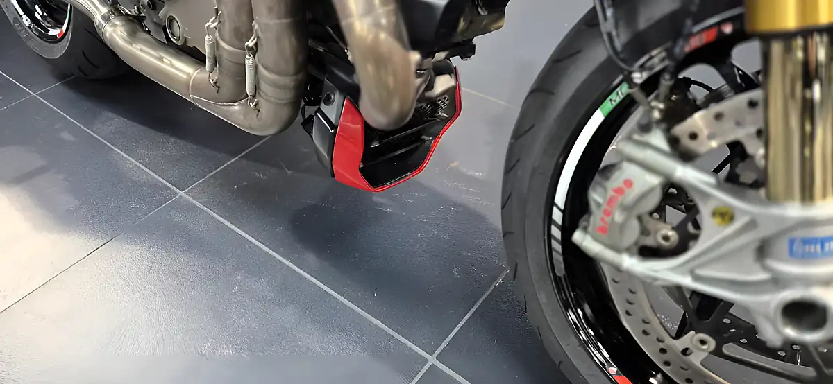 Used 2014 Ducati Monster 1200 S - Interior and Exterior details 11