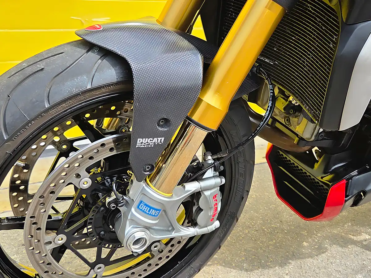 Used 2014 Ducati Monster 1200 S Red - Interior and Exterior details 13