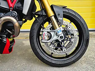 Used 2014 Ducati Monster 1200 S Red - Interior and Exterior details 16
