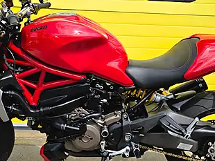 Used 2014 Ducati Monster 1200 S Red - Interior and Exterior details 9