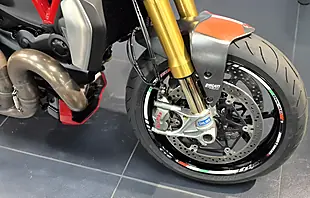 Used 2014 Ducati Monster 1200s S - Interior and Exterior details 9