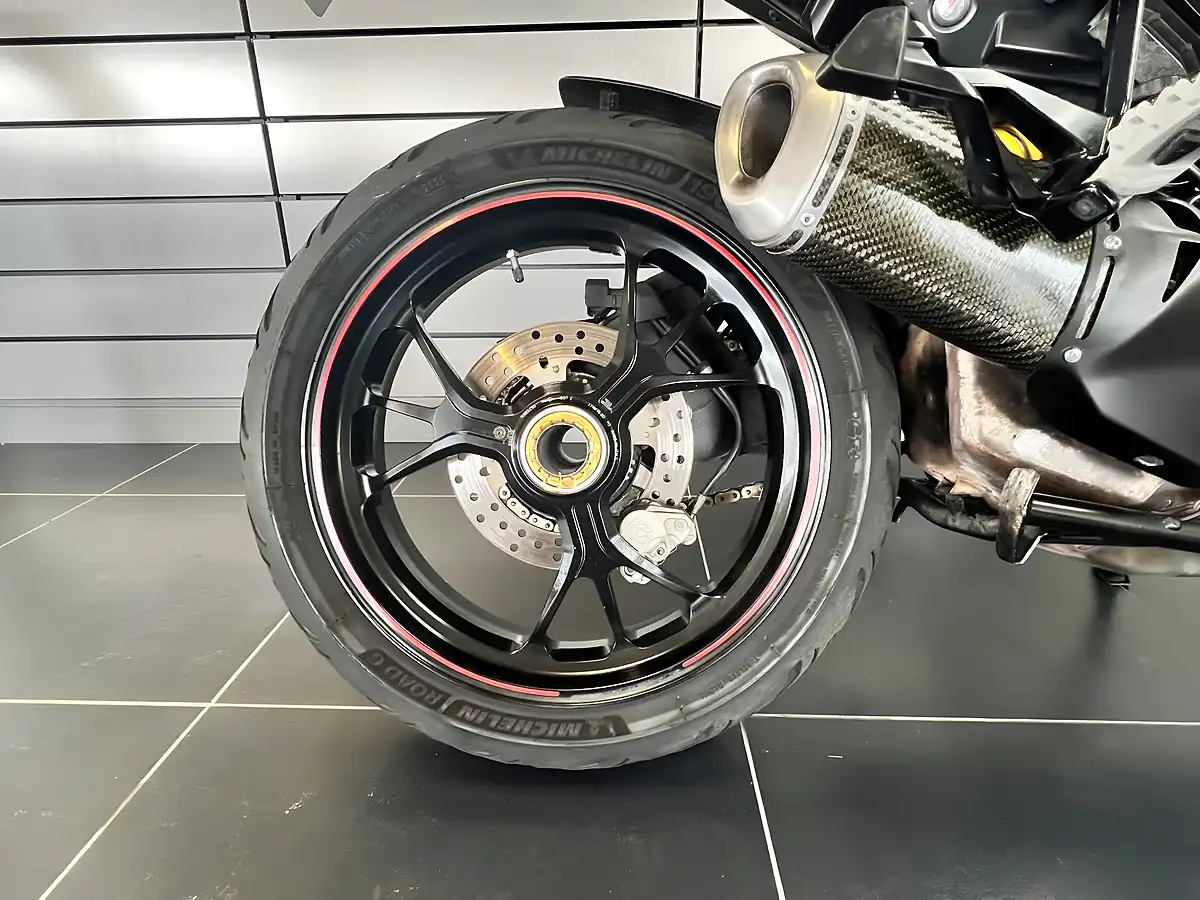 Used 2014 Ducati Multistrada 1200 S Pikes Peak Red - Interior and Exterior details 7