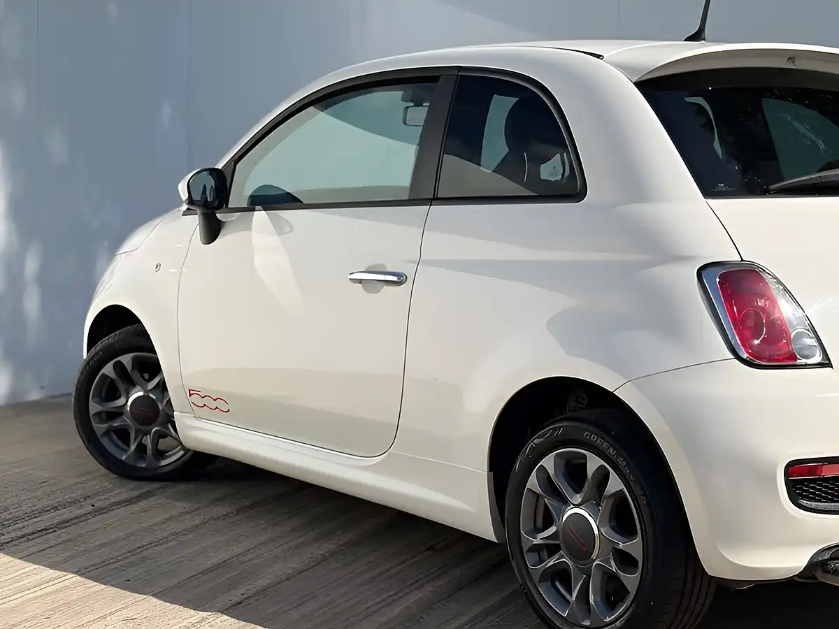 Used 2014 Fiat 500 500 S Bossa Nova White - Interior and Exterior details 16