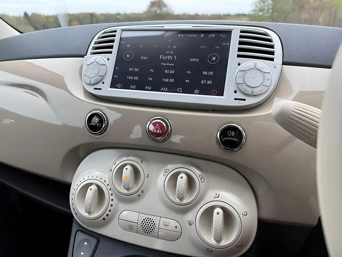 Used 2014 Fiat 500 Colour Therapy Beige - Interior and Exterior details 14