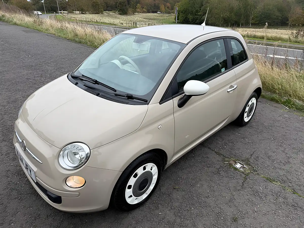 Used 2014 Fiat 500 Colour Therapy Beige - Interior and Exterior details 17