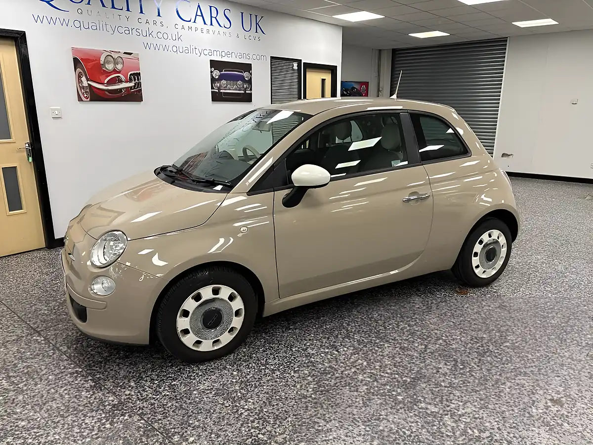 Used 2014 Fiat 500 Colour Therapy Brown - Interior and Exterior details 4