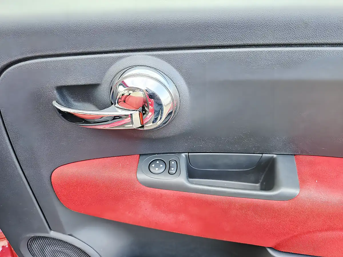 Used 2014 Fiat 500 Colour Therapy Red - Interior and Exterior details 12