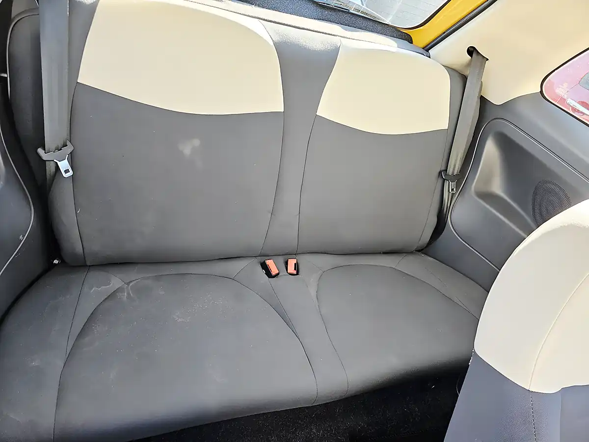 Used 2014 Fiat 500 Colour Therapy Yellow - Interior and Exterior details 8