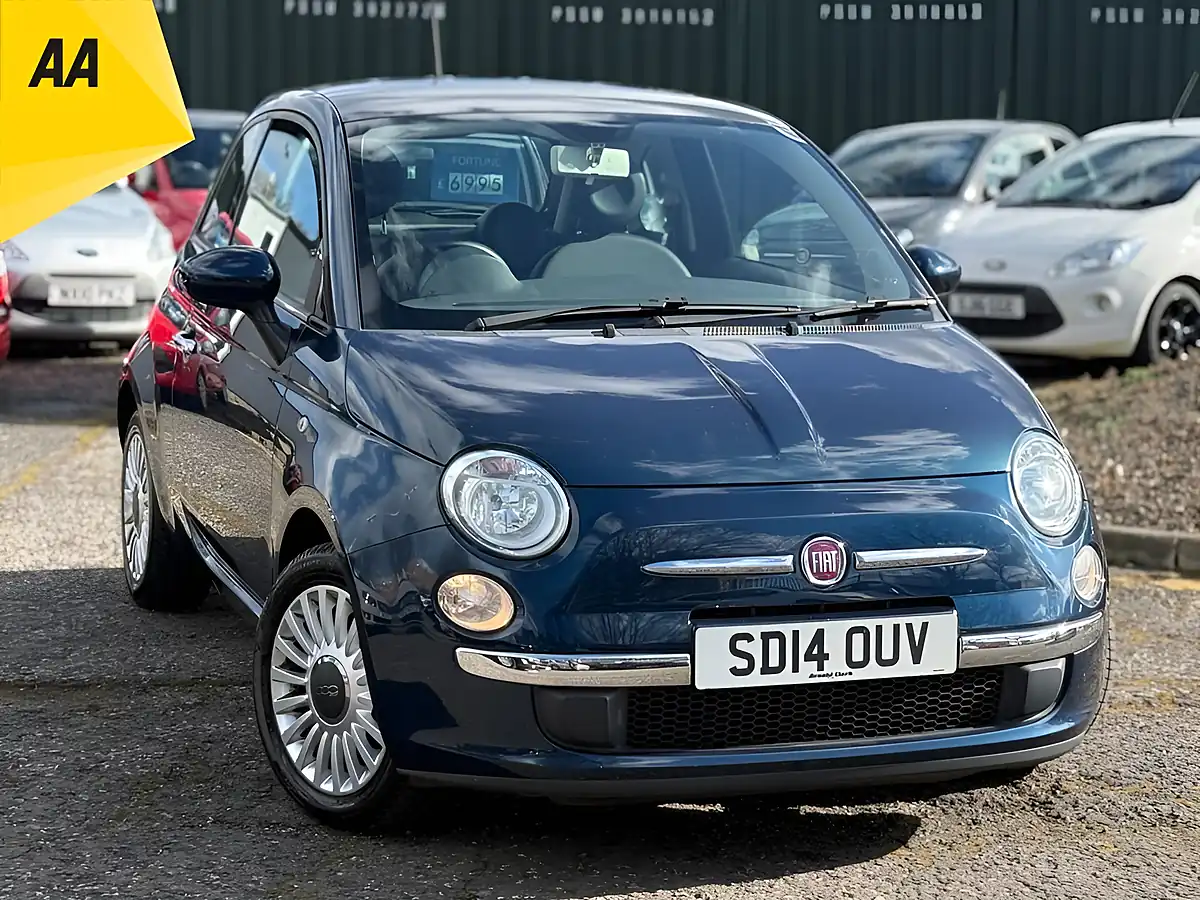 Used 2014 Fiat 500 Lounge Blue - Front View