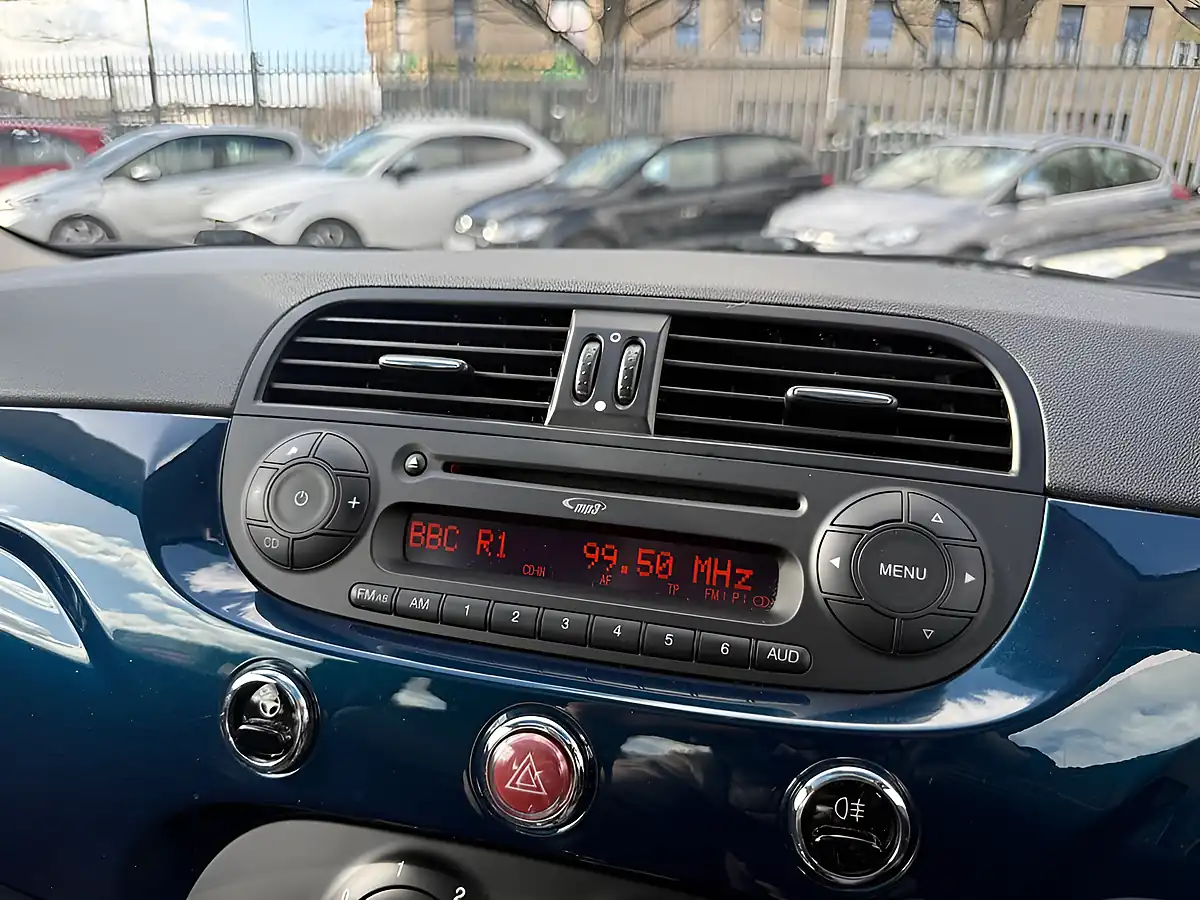 Used 2014 Fiat 500 Lounge Blue - Interior and Exterior details 13