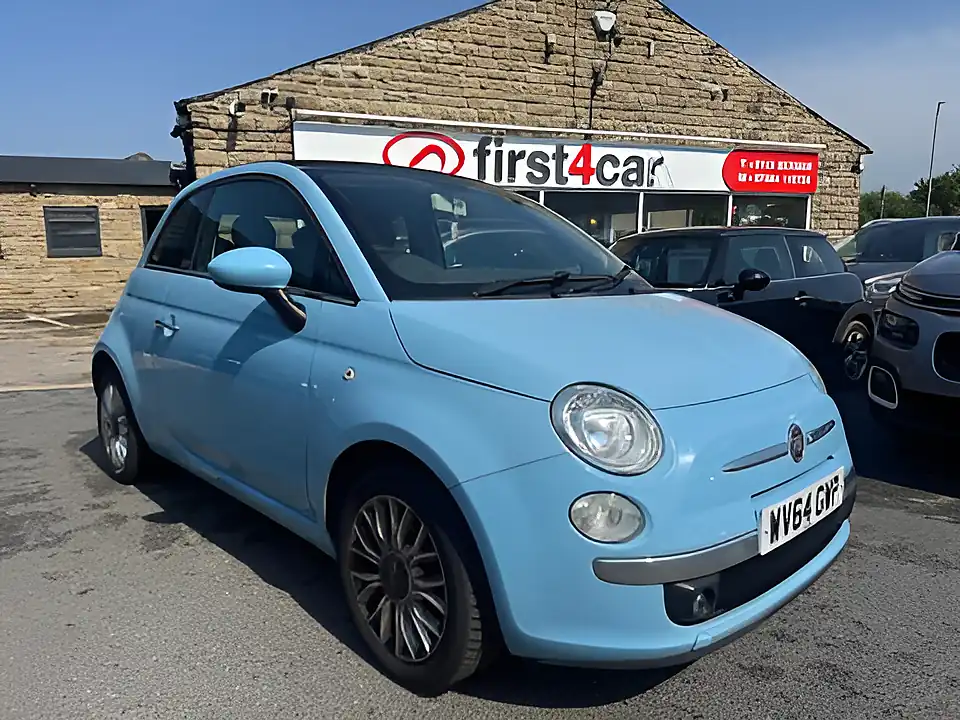 Used 2014 Fiat 500 Lounge Blue - Front View