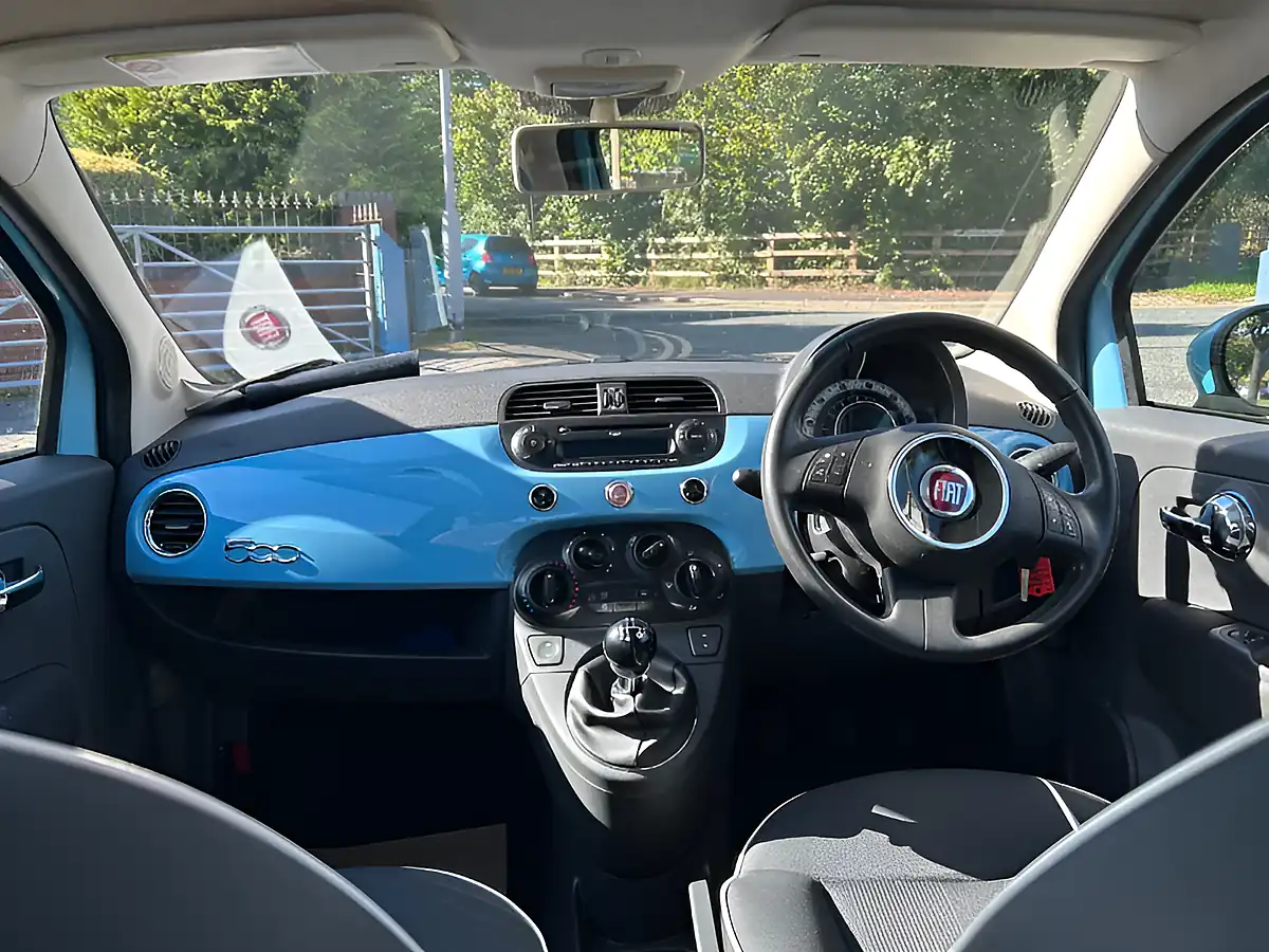 Used 2014 Fiat 500 Lounge Blue - Interior and Exterior details 13
