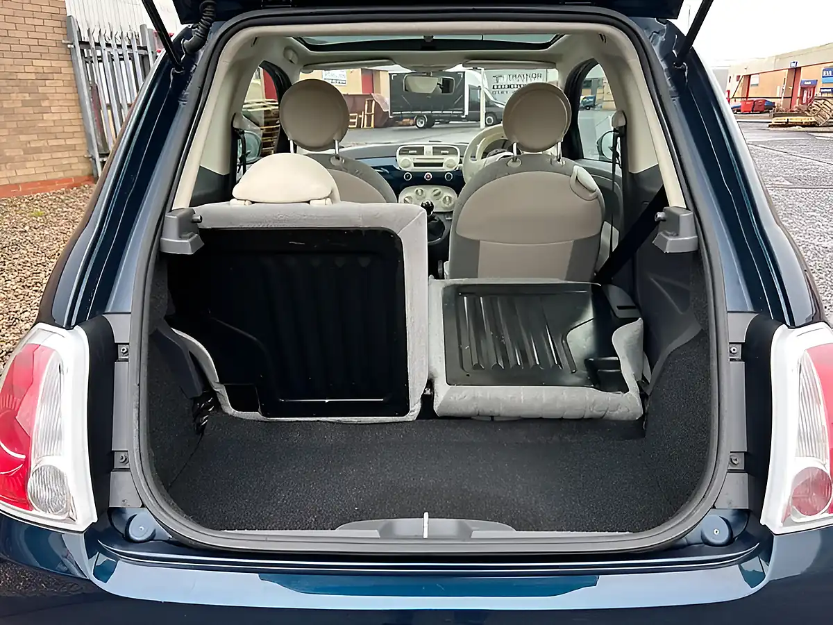 Used 2014 Fiat 500 Lounge Epic Blue - Interior and Exterior details 16