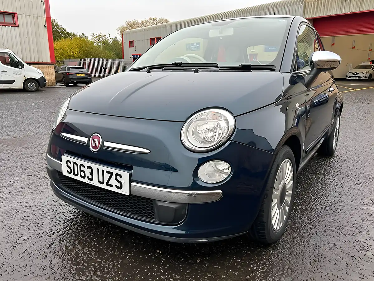 Used 2014 Fiat 500 Lounge Epic Blue - Interior and Exterior details 3