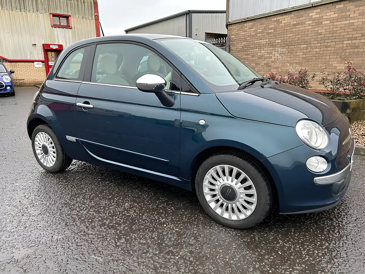 Used 2014 Fiat 500 Lounge Epic Blue - Interior and Exterior details 5