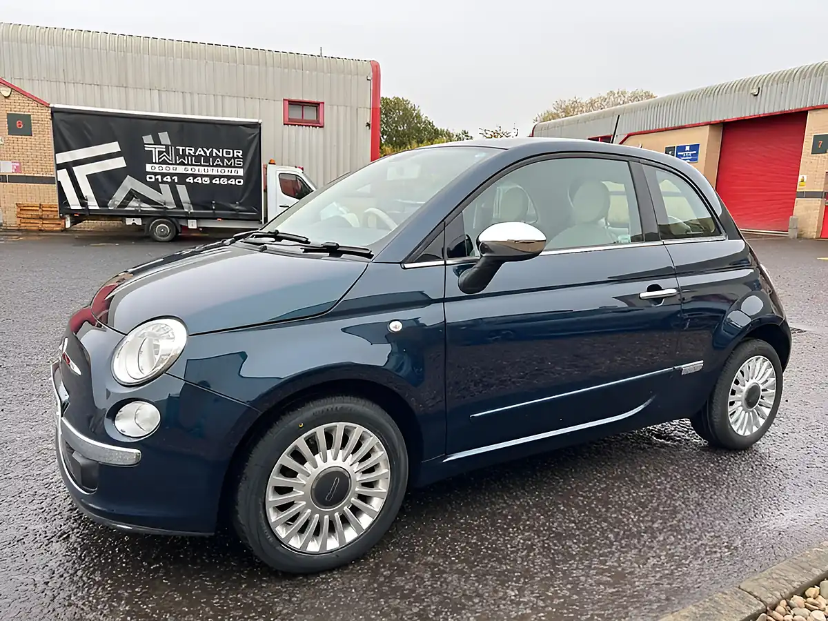 Used 2014 Fiat 500 Lounge Epic Blue - Interior and Exterior details 7