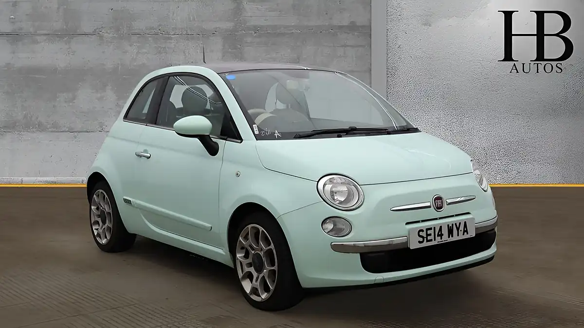 Used 2014 Fiat 500 Lounge Green - Front View